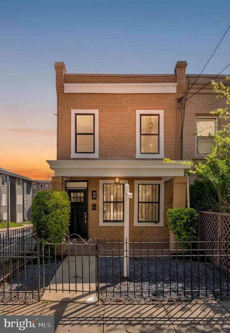 1845 Corcoran Street NE, Washington