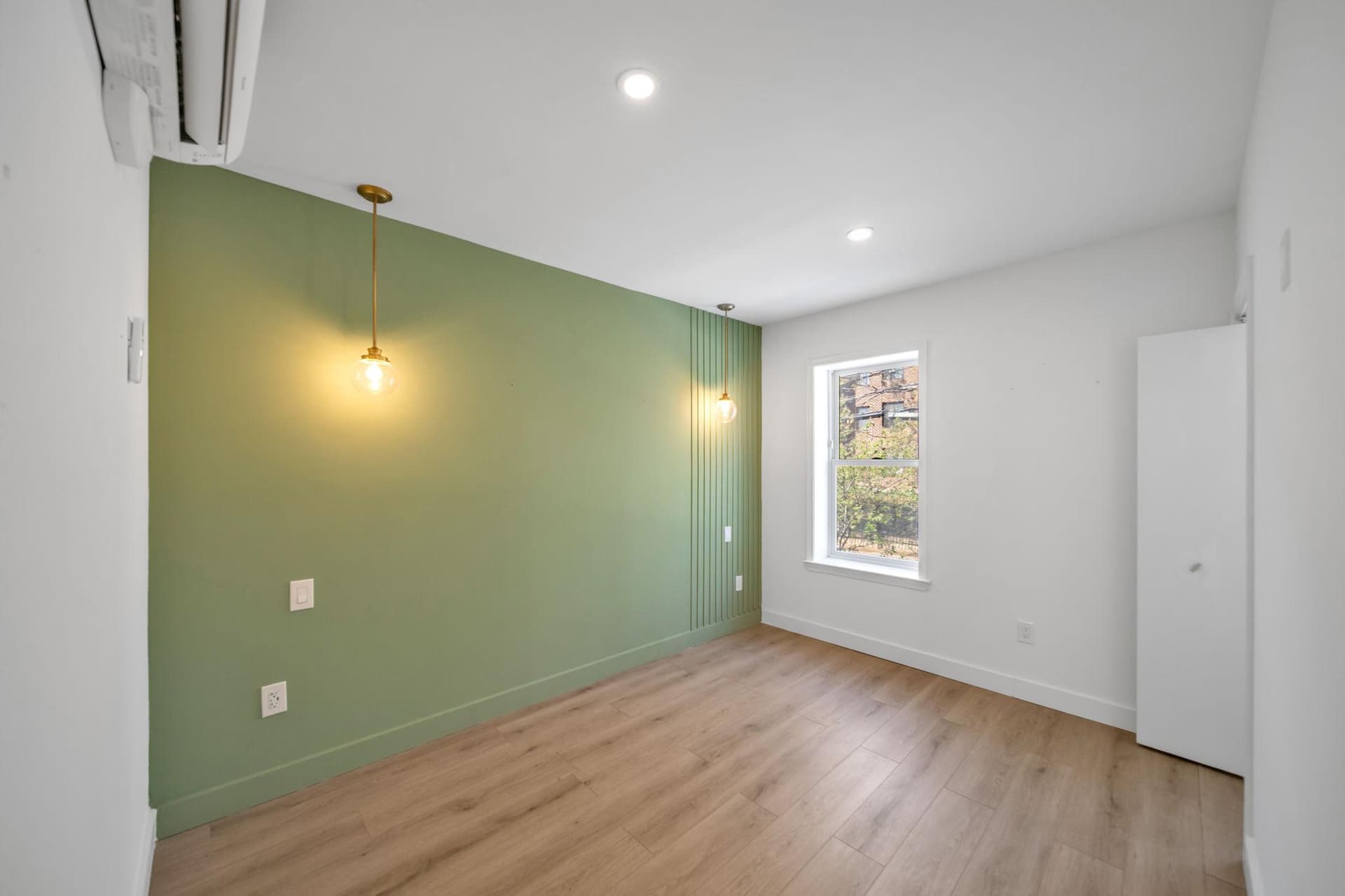 1845 Corcoran Street NE photo 14