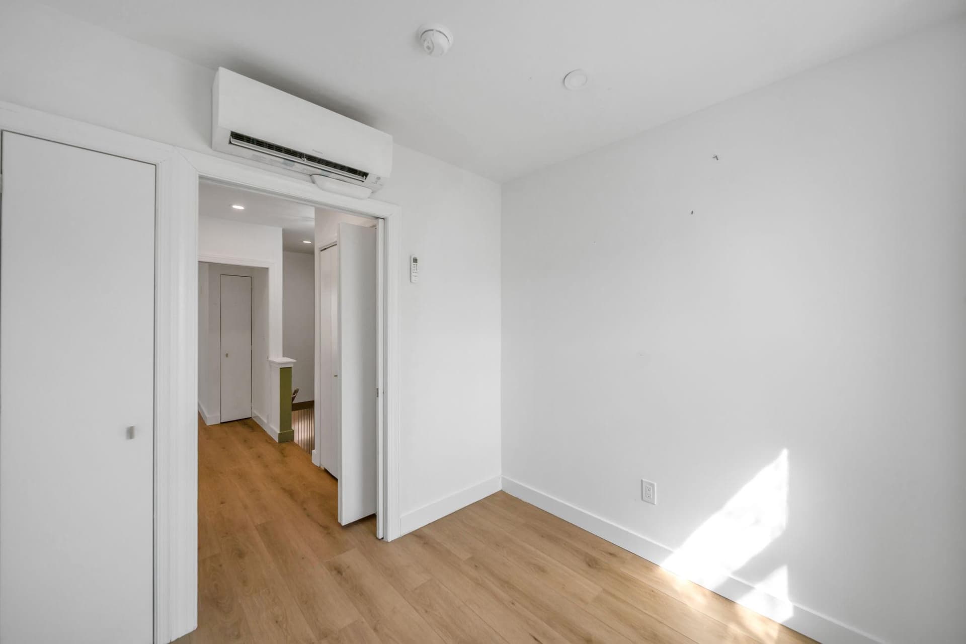 1845 Corcoran Street NE photo 23