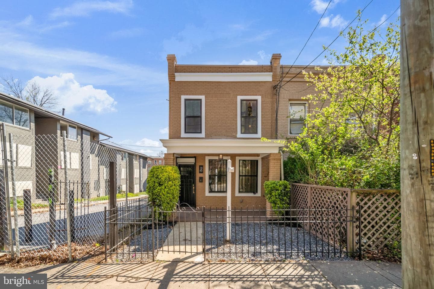 1845 Corcoran Street NE photo 29