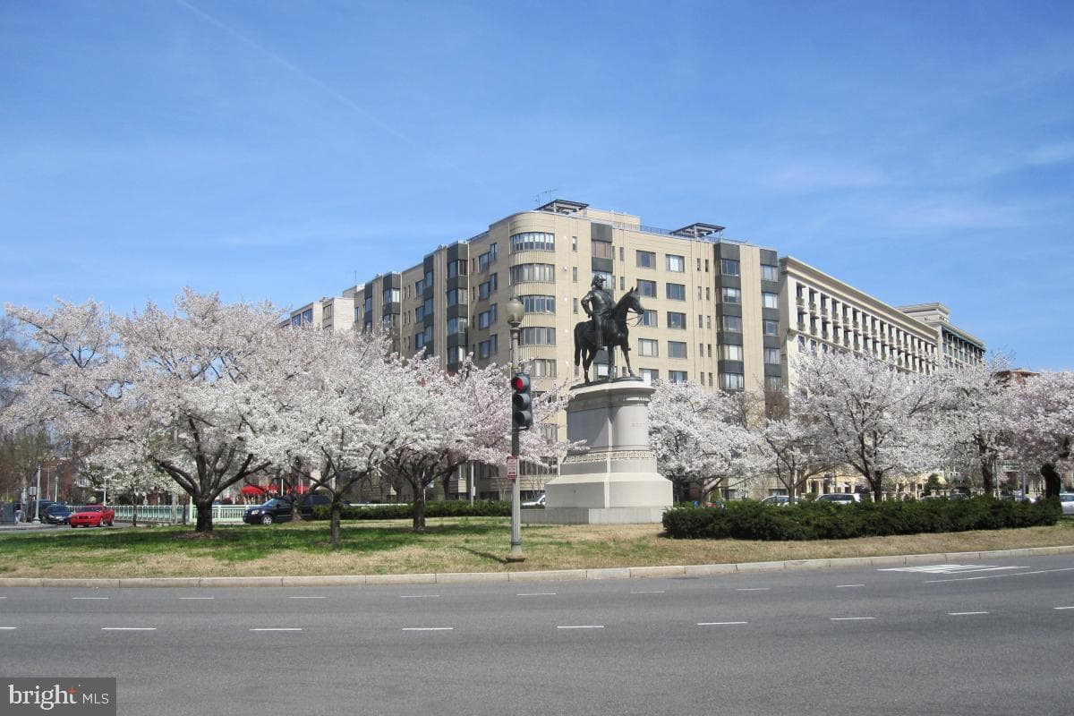 1 Scott Circle NW #112, Washington