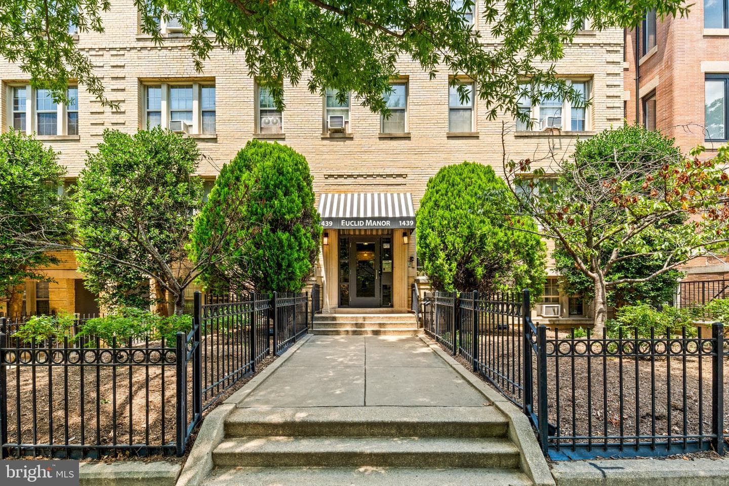 1439 Euclid Street NW #204 photo 1