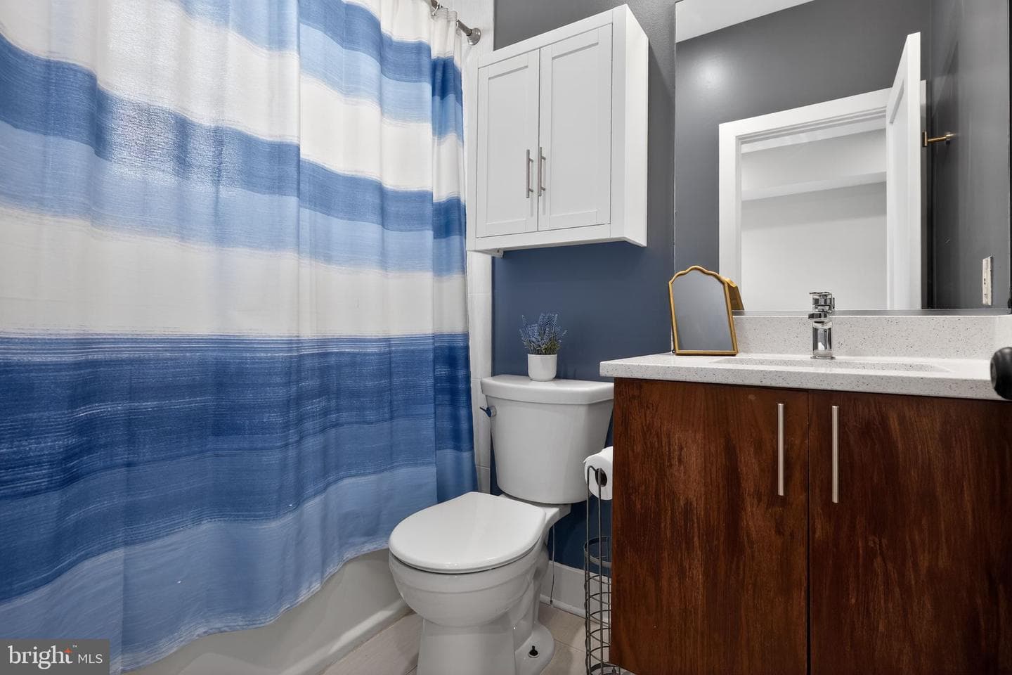 1109 Holbrook Terrace NE #1 photo 13