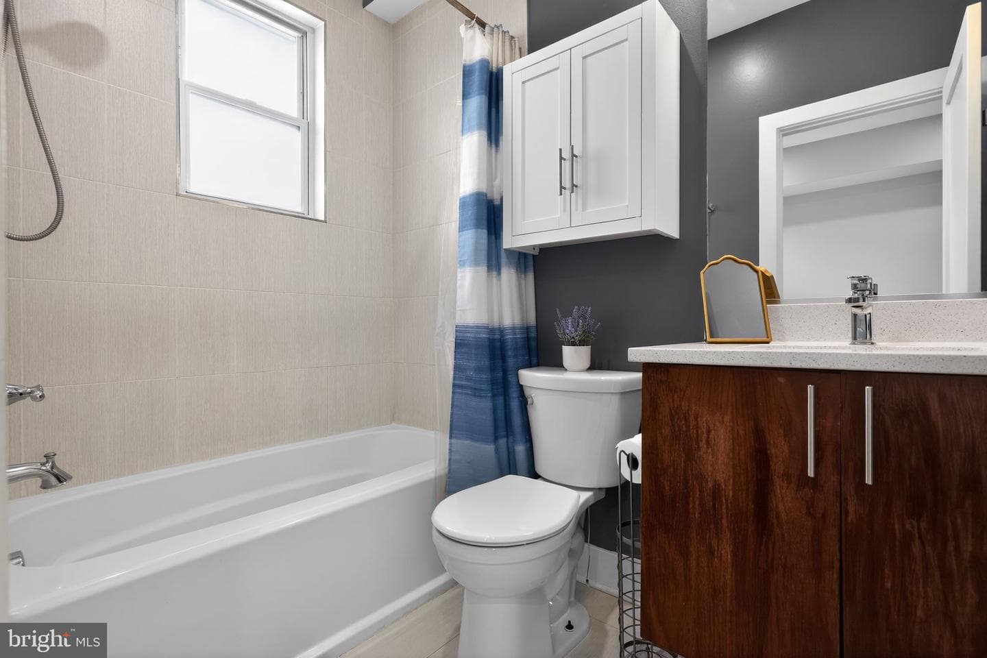 1109 Holbrook Terrace NE #1 photo 15