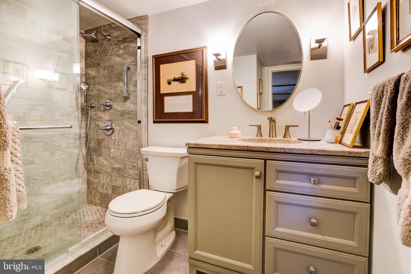 4201 Cathedral Avenue NW #124e photo 35