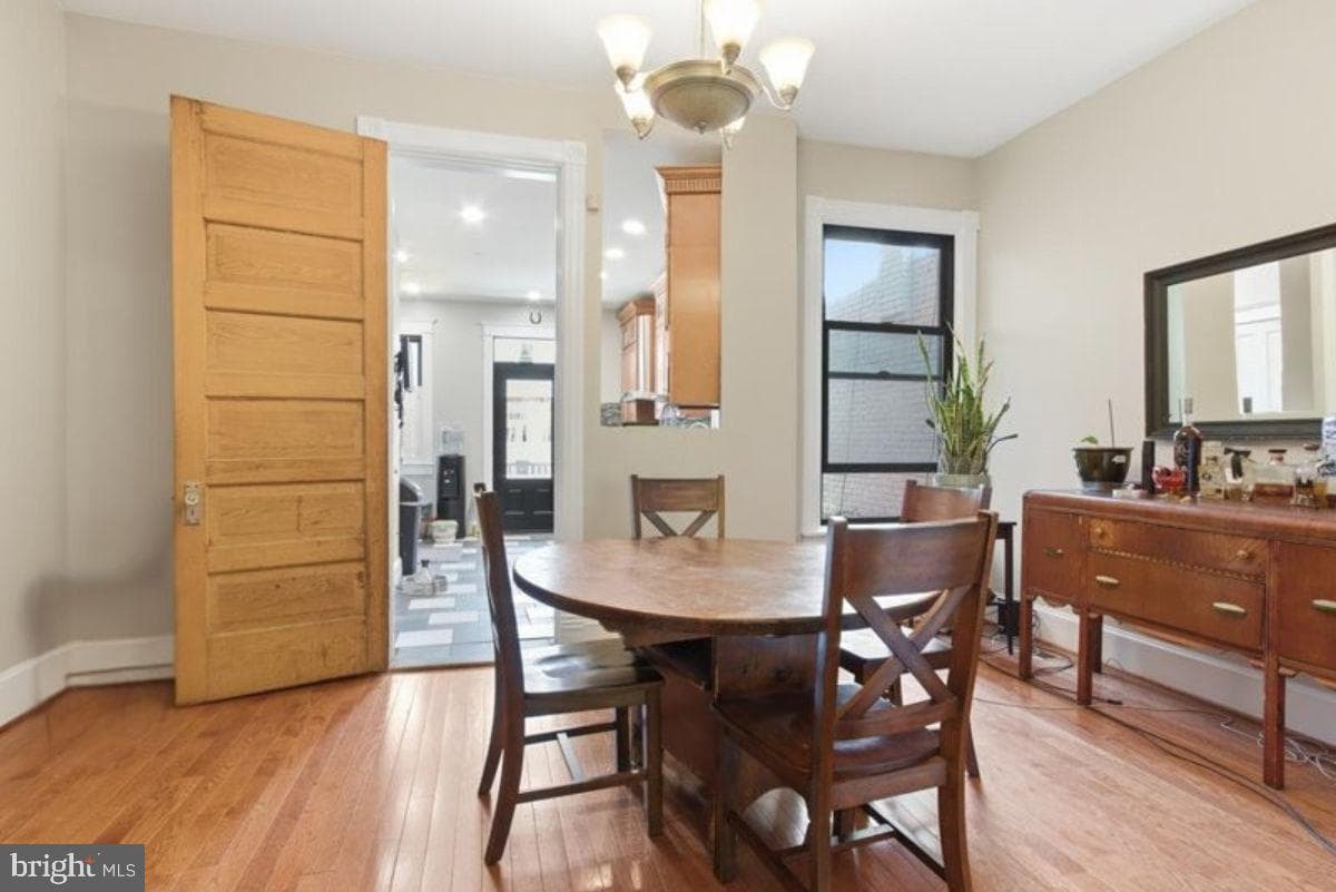 126 Seaton Place NW photo 6