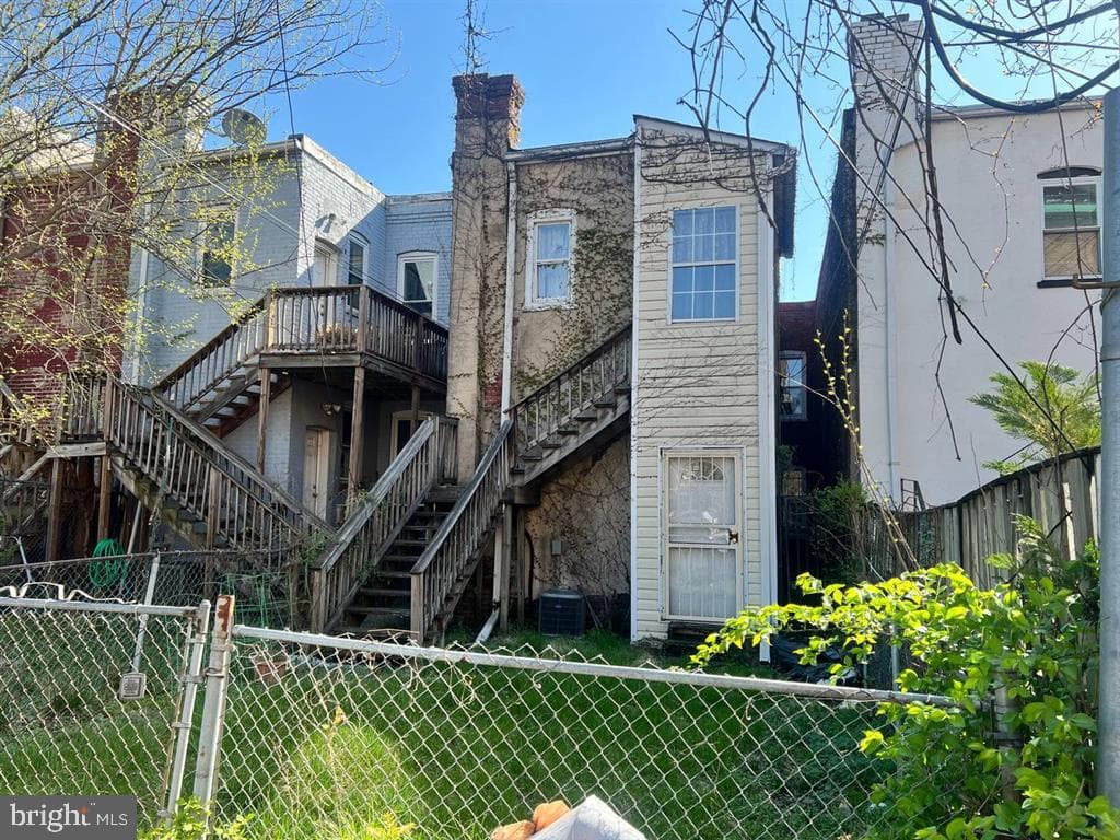 1014 6th Street NE photo 25