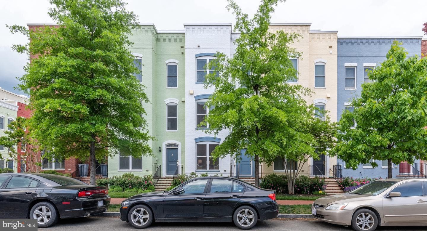 330 L Street SE, Washington