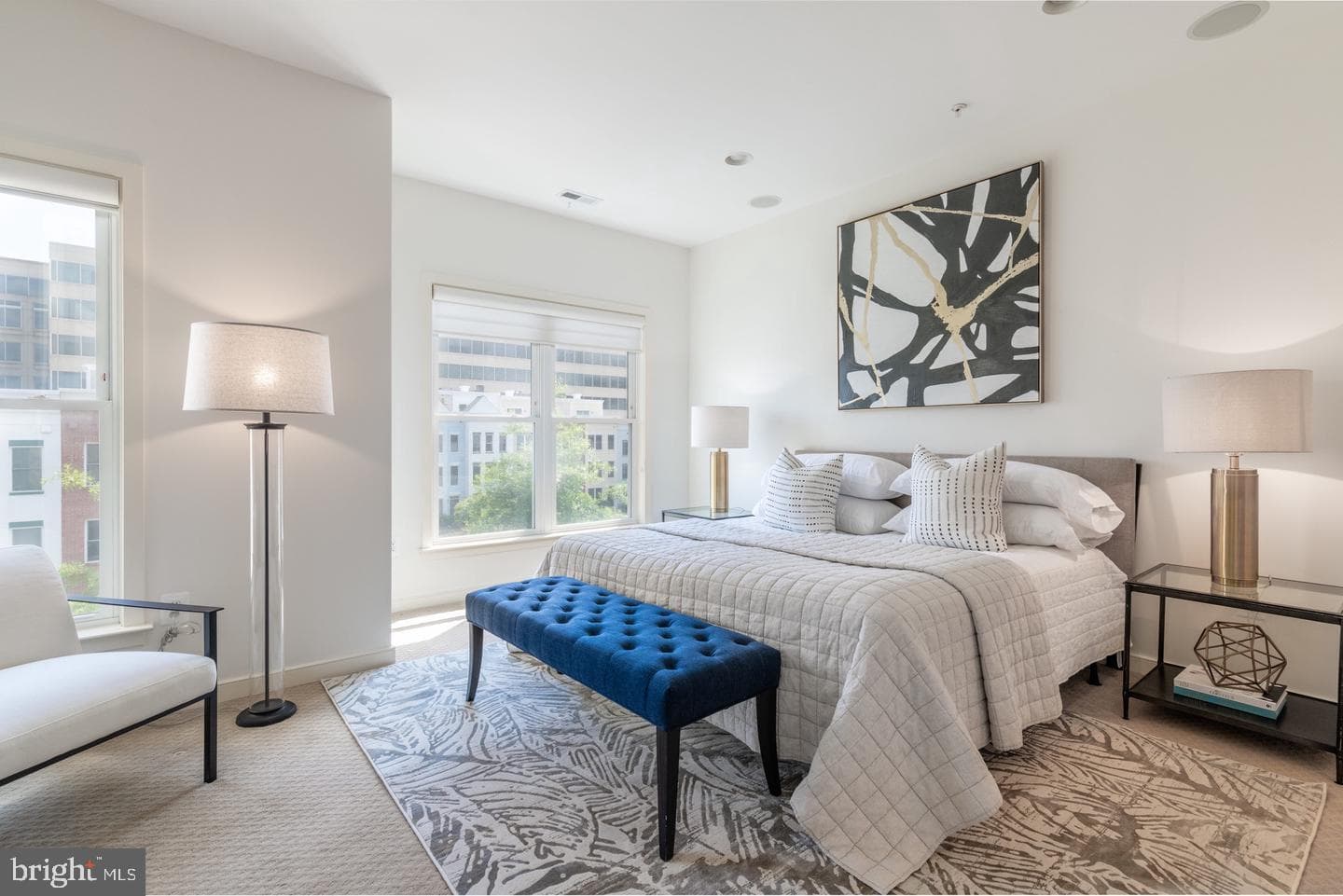 330 L Street SE photo 3