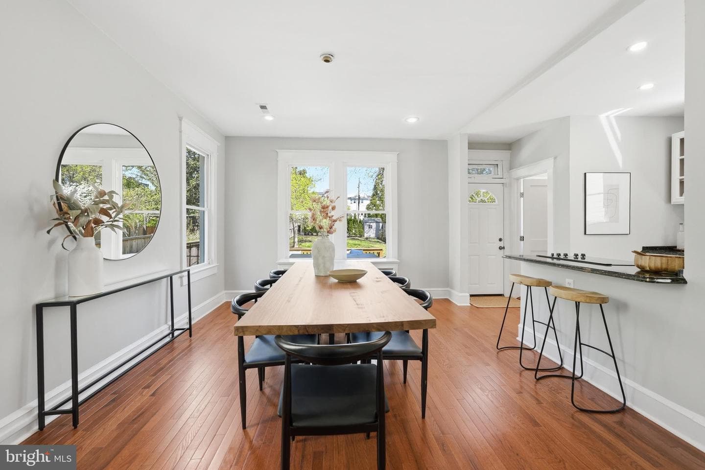 1215 Hamilton Street NW photo 12