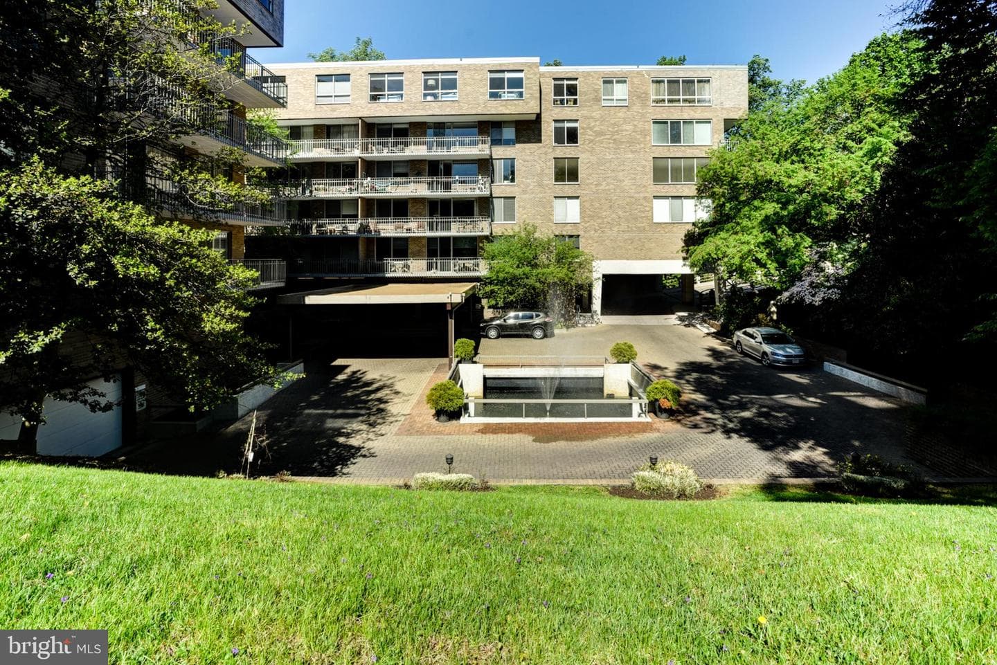 4100 Cathedral Avenue NW #512, Washington