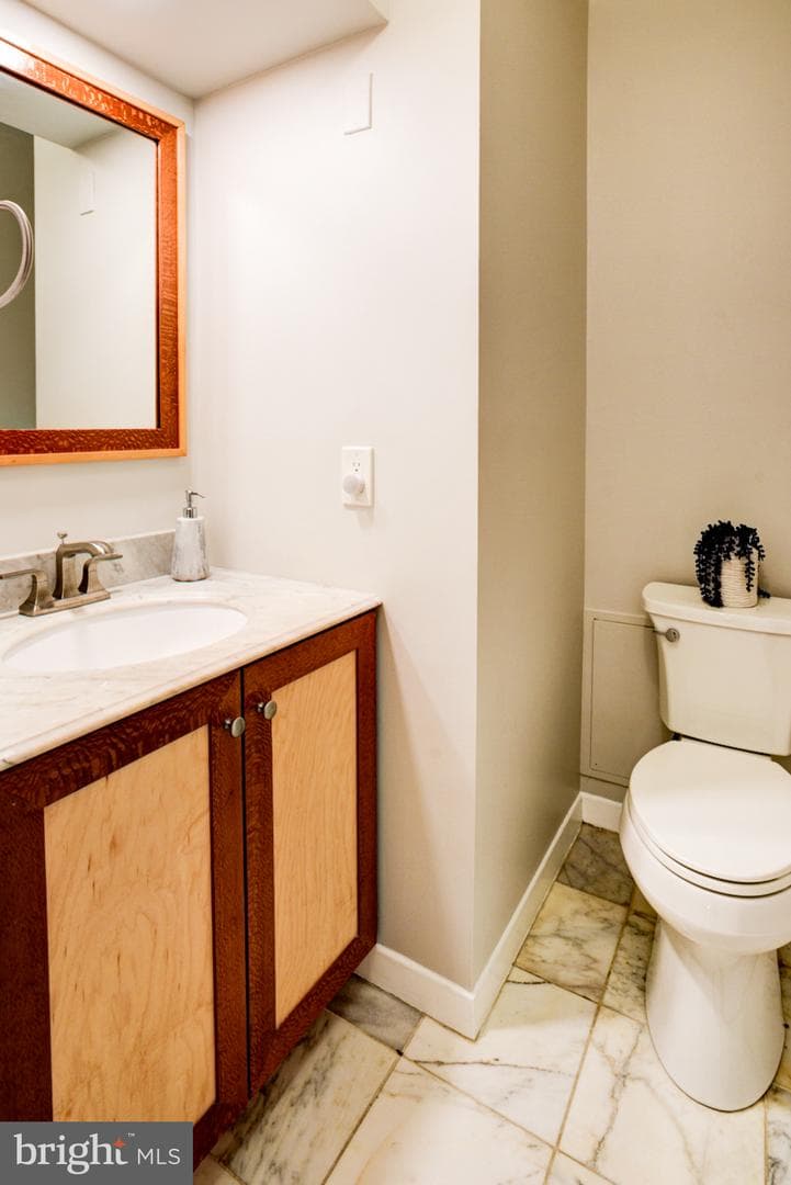 4100 Cathedral Avenue NW #512 photo 12