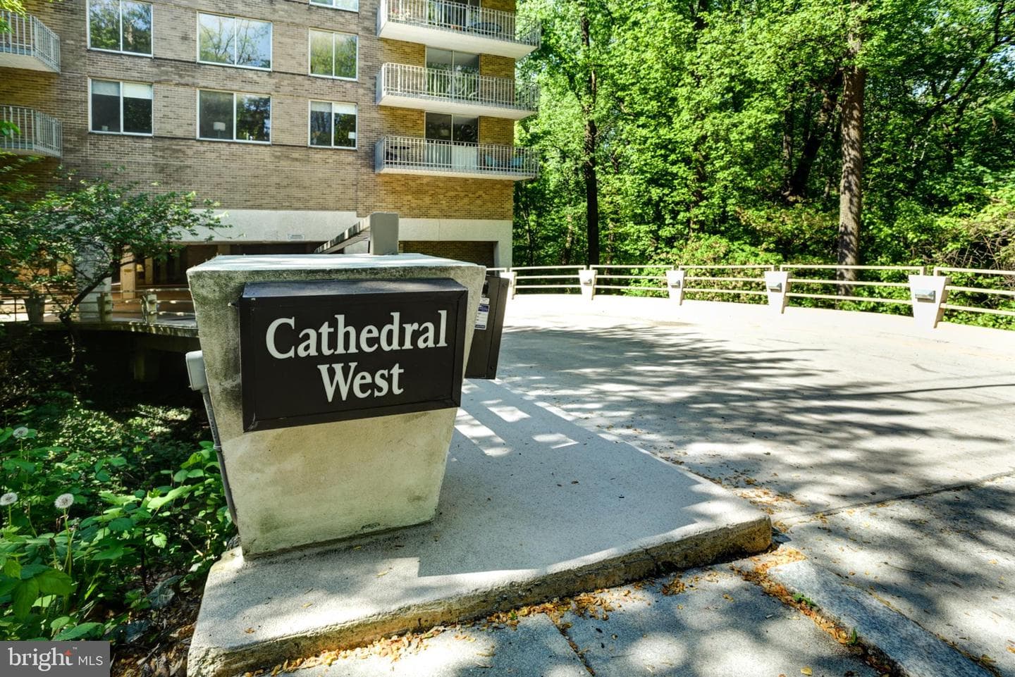 4100 Cathedral Avenue NW #512 photo 69