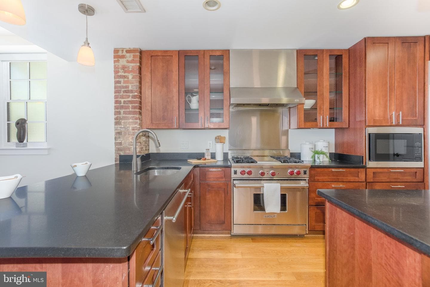 215 I Street NE #105 photo 16