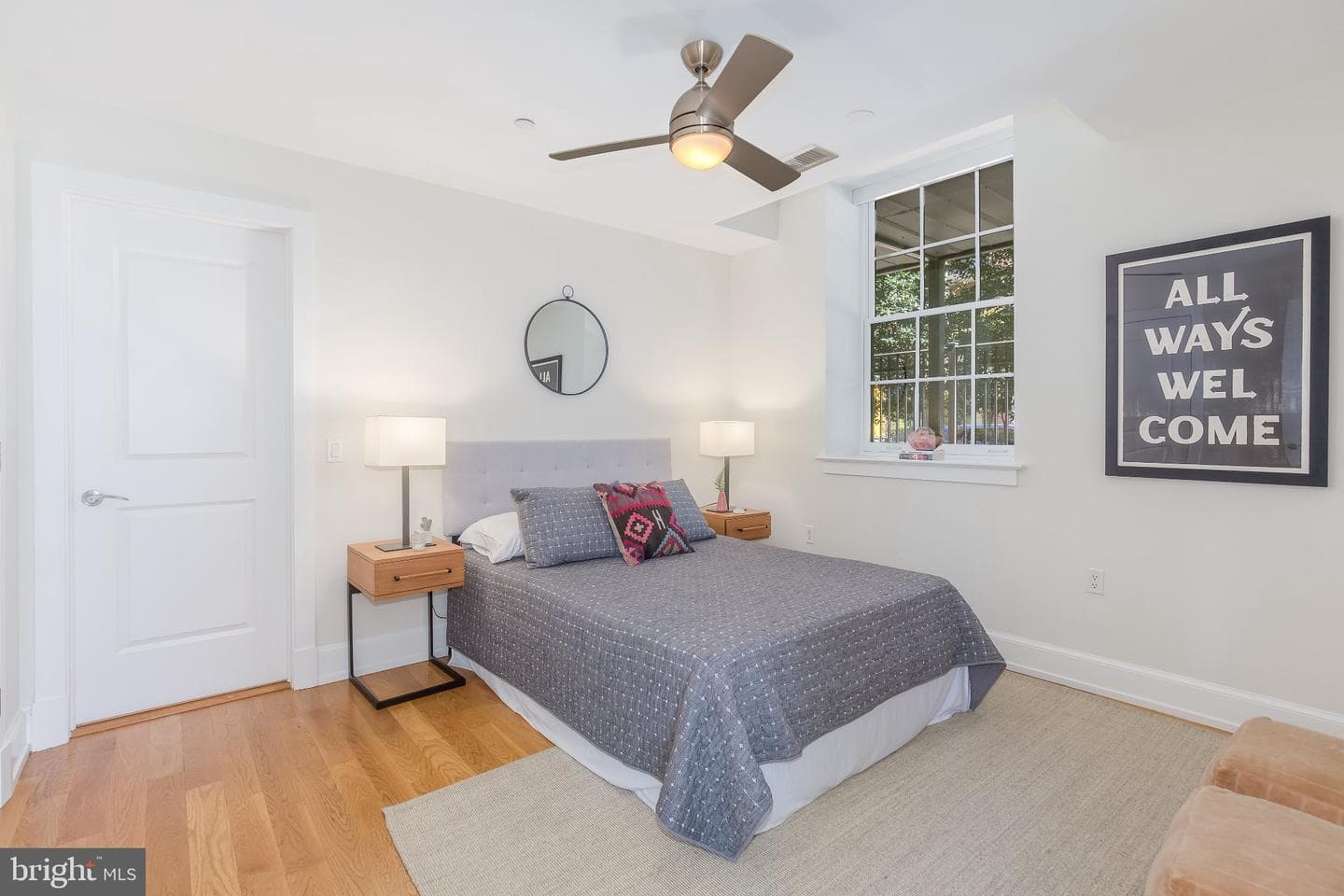 215 I Street NE #105 photo 19