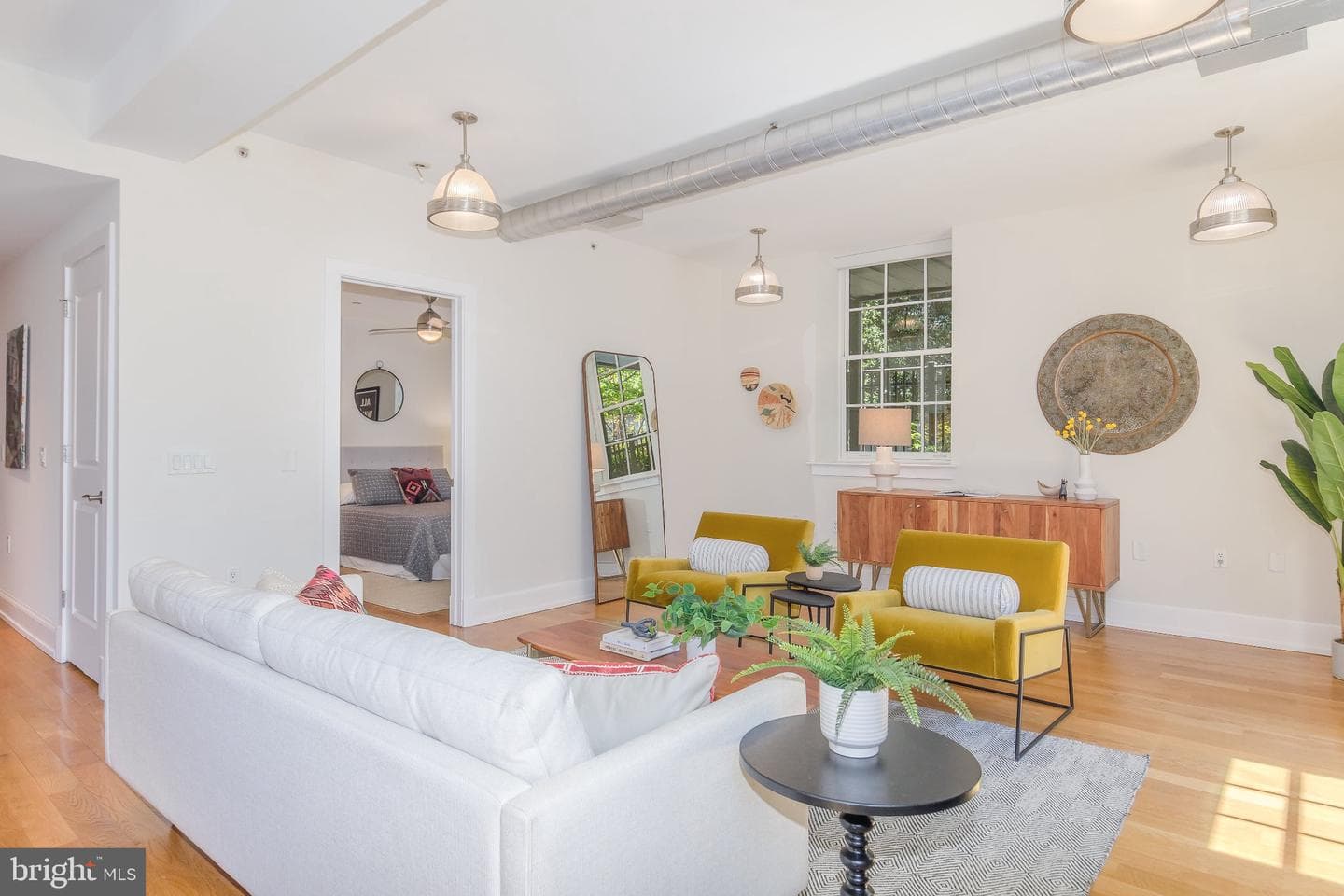 215 I Street NE #105 photo 7