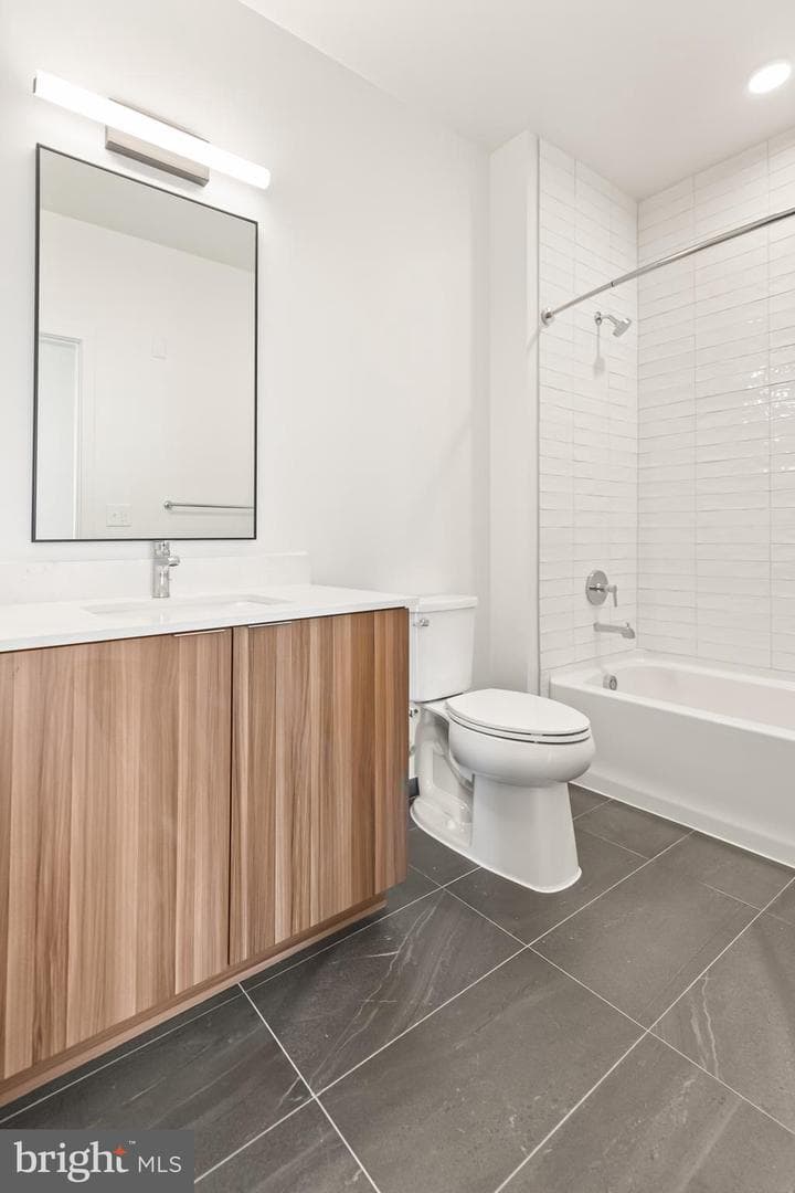 7175 12th Street NW #513 photo 6