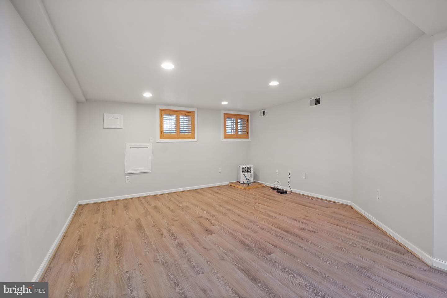 3820 8th Street NW photo 39