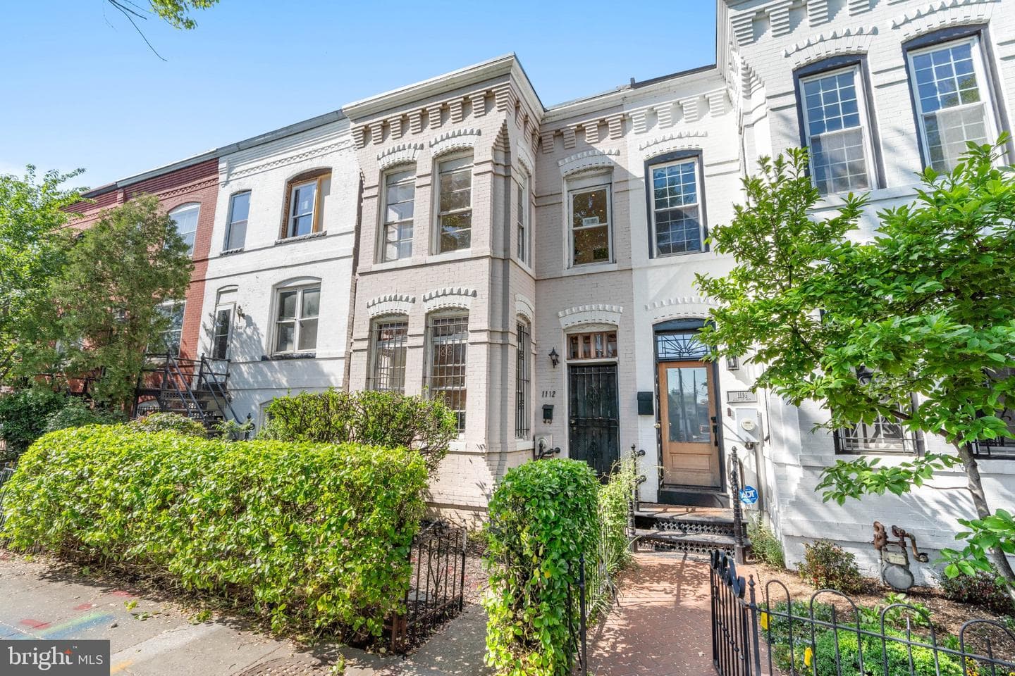 1112 I Street SE photo 1