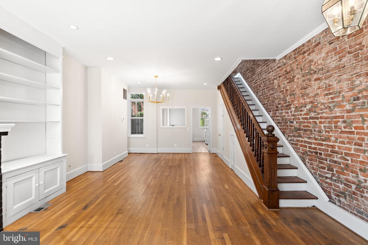 1112 I Street SE photo 10