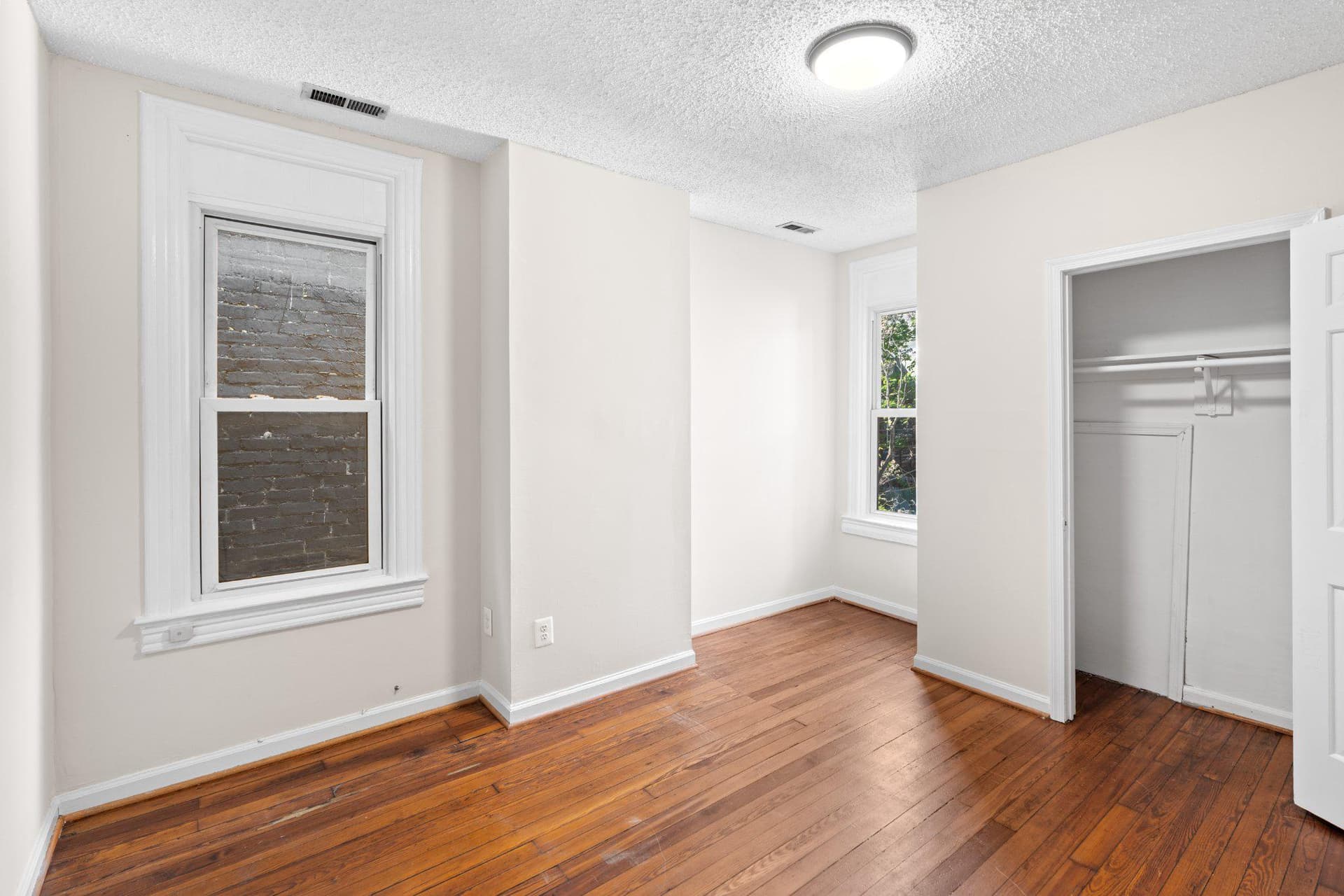 1112 I Street SE photo 26