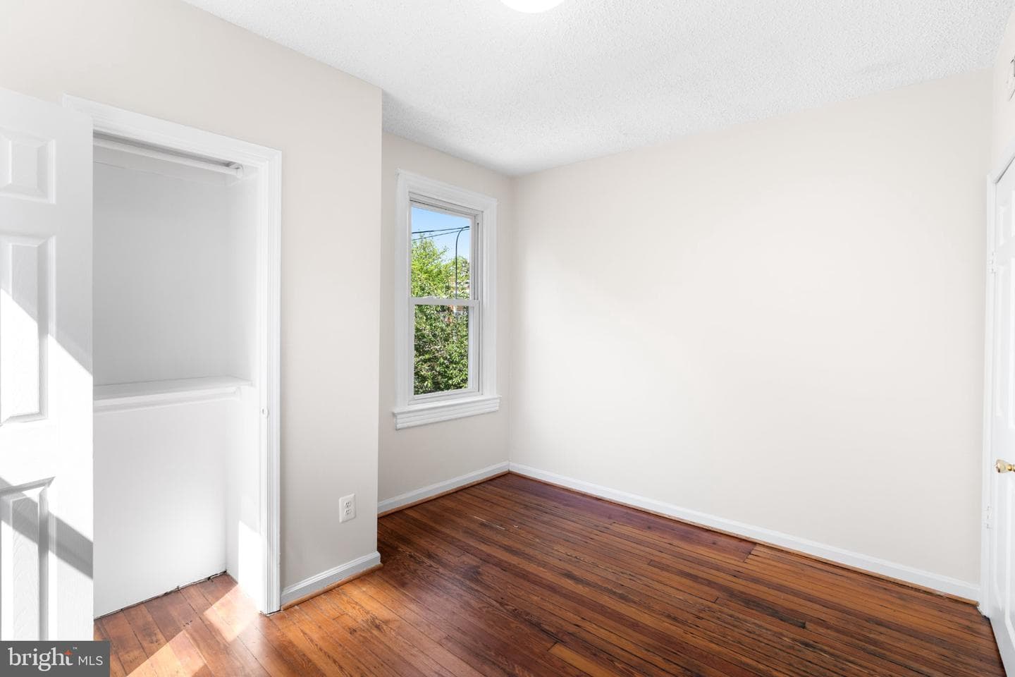 1112 I Street SE photo 28