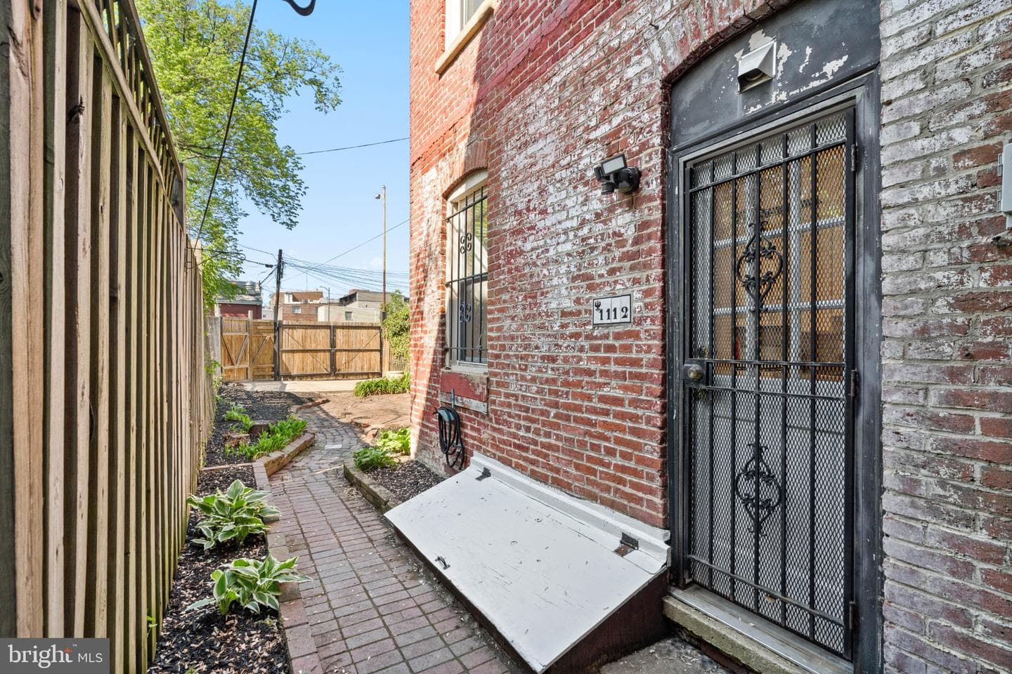 1112 I Street SE photo 29