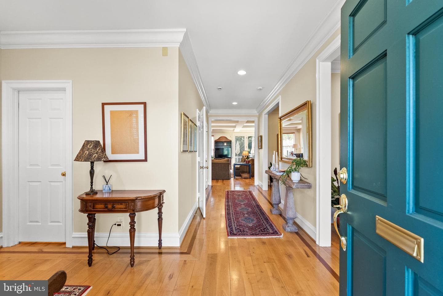 4410 Van Ness Street NW photo 2