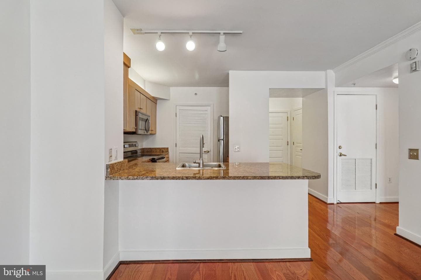 616 E Street NW #721 photo 21