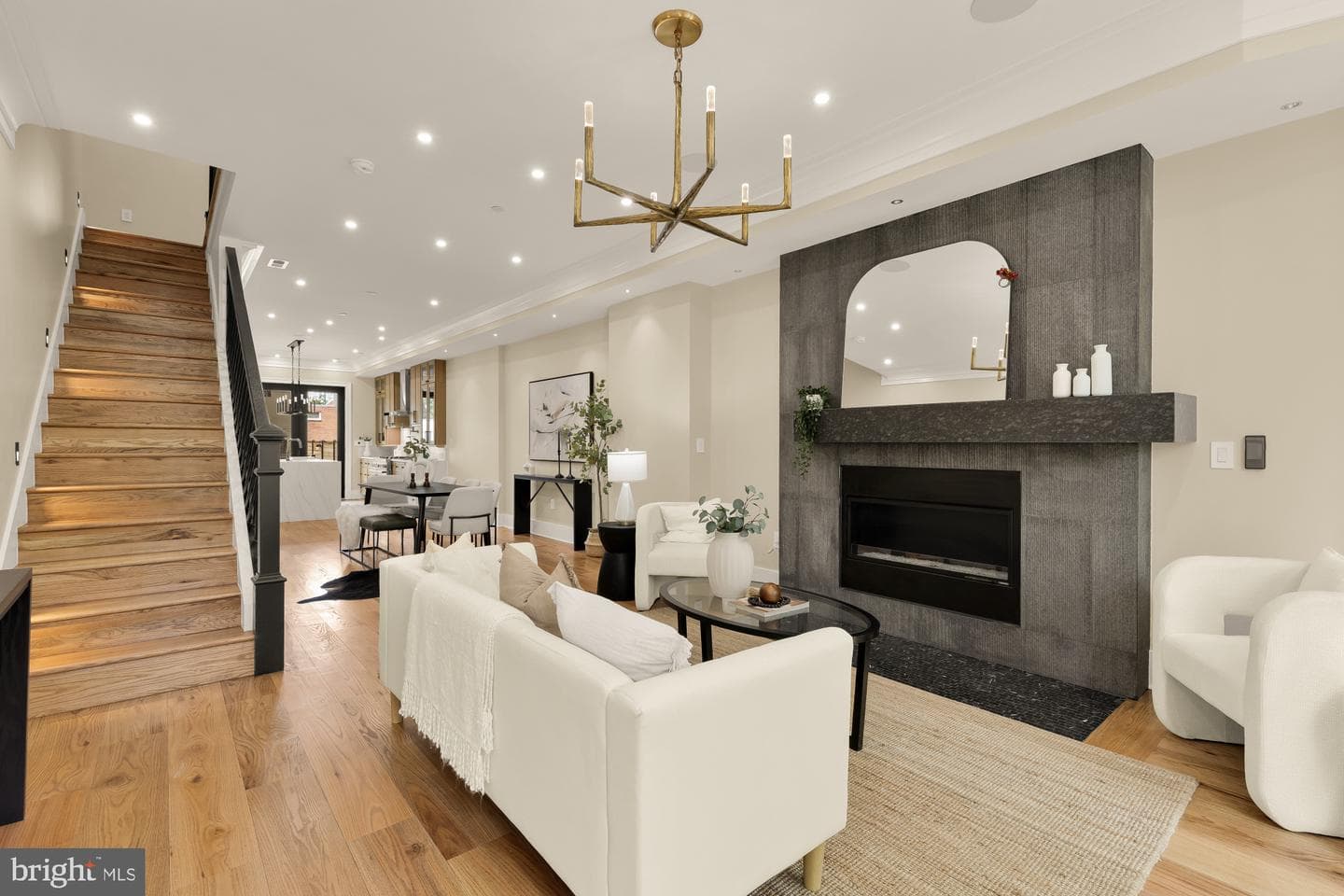 235 12th Street SE, Washington