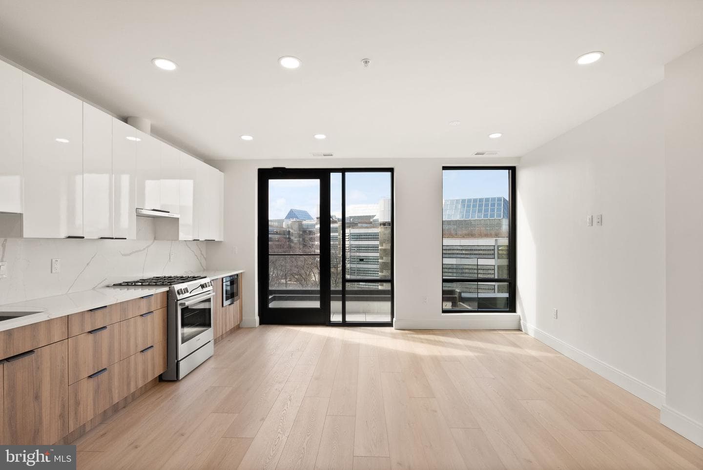 4111 Connecticut Avenue NW #ph601 photo 5