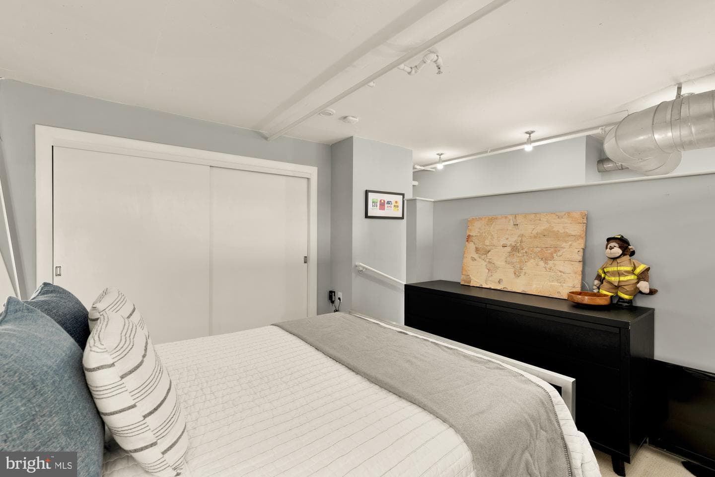 811 4th Street NW #1207 photo 17