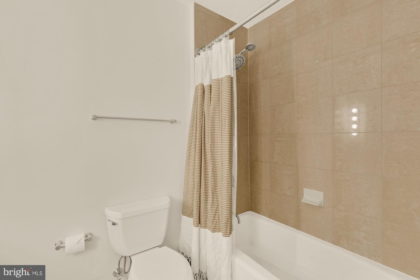 811 4th Street NW #1207 photo 19