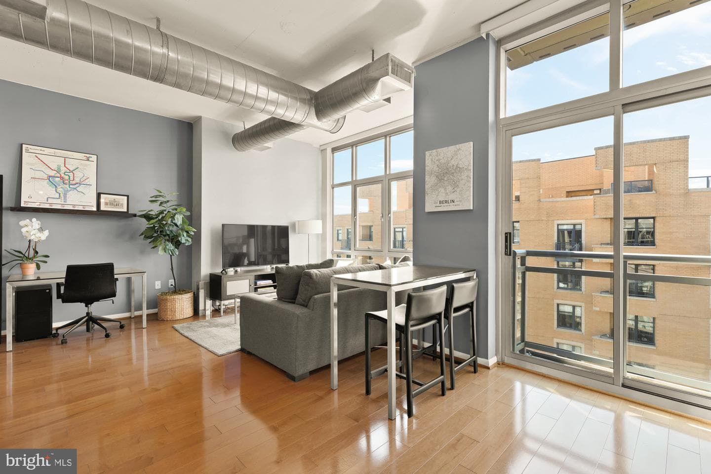 811 4th Street NW #1207 photo 3
