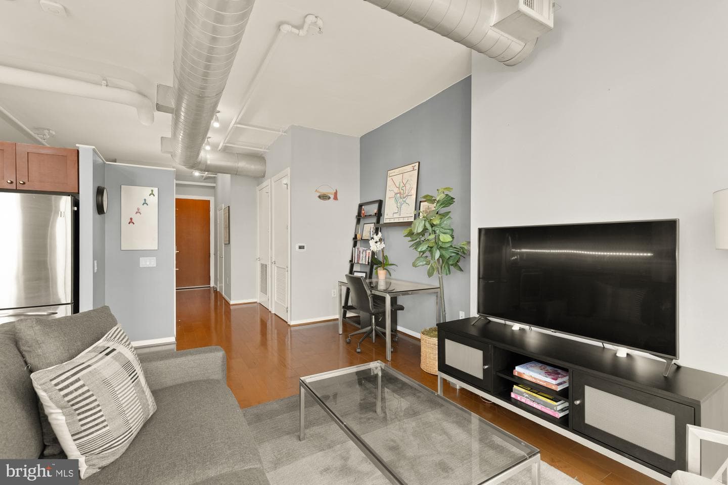 811 4th Street NW #1207 photo 5