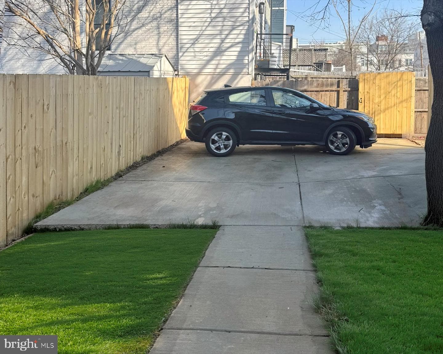 1704 Independence Avenue SE photo 63