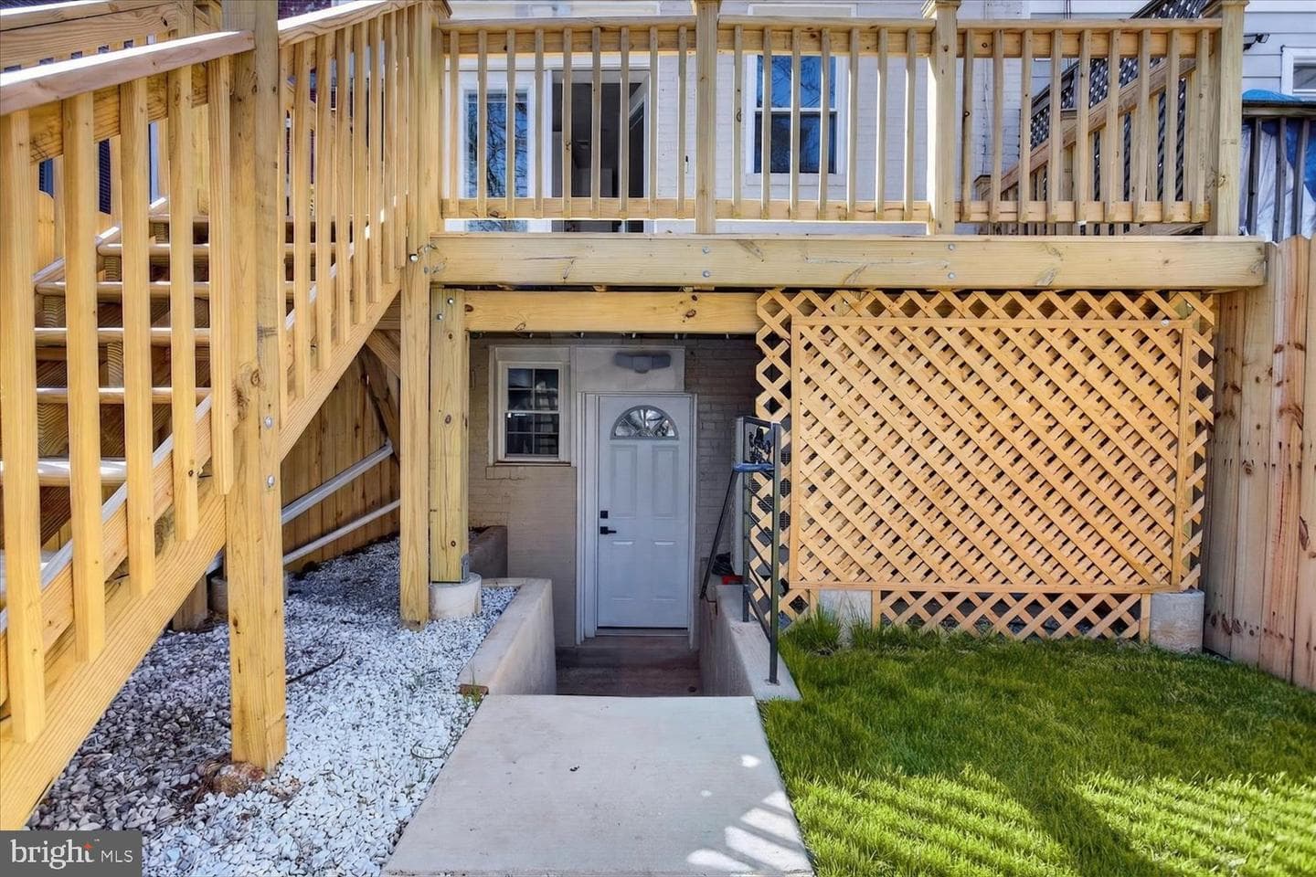 1704 Independence Avenue SE photo 64