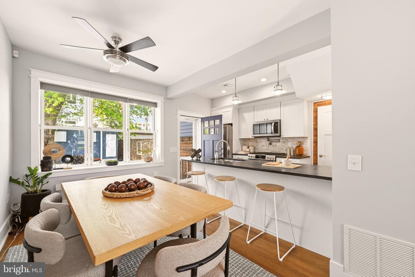 156 Todd Place NE photo 11