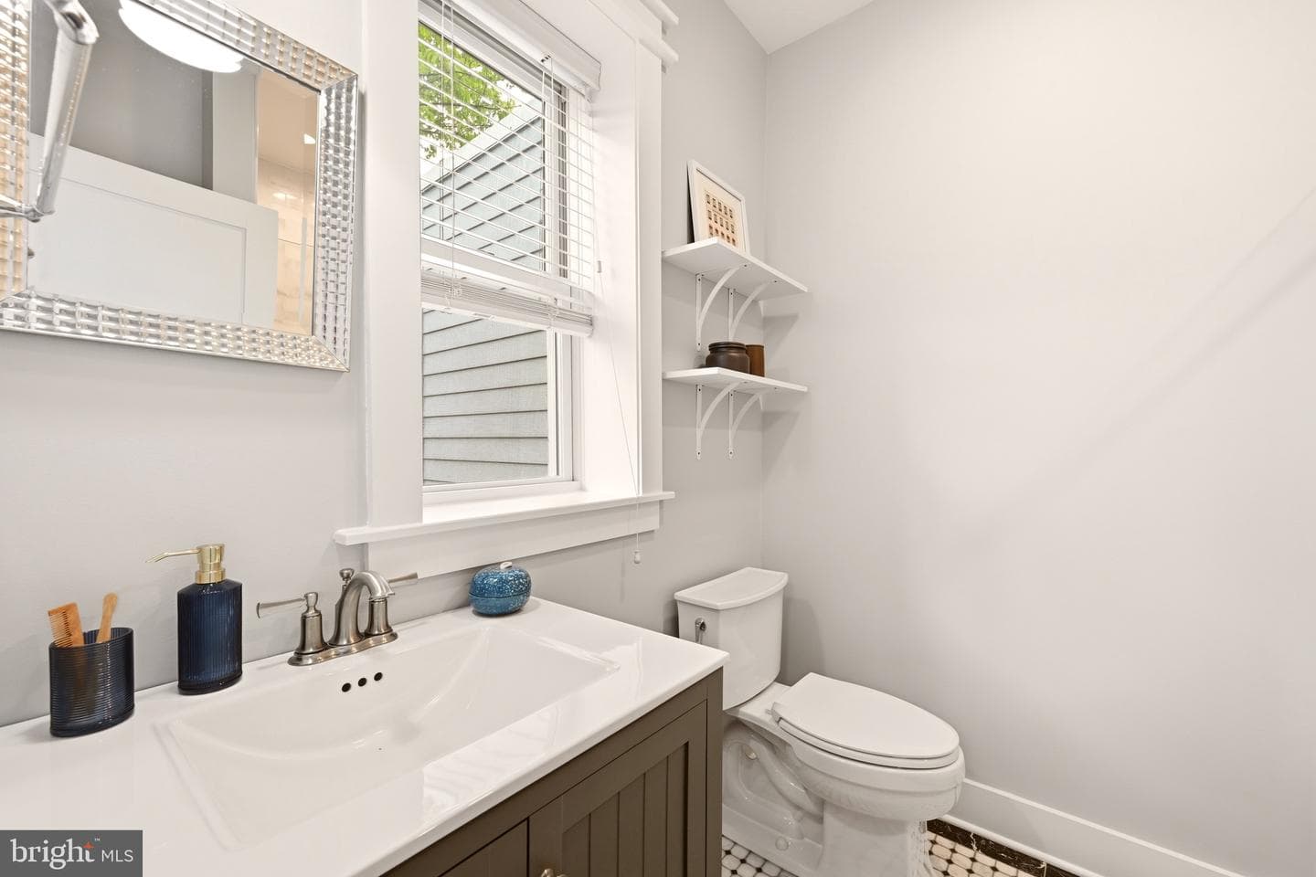 156 Todd Place NE photo 25
