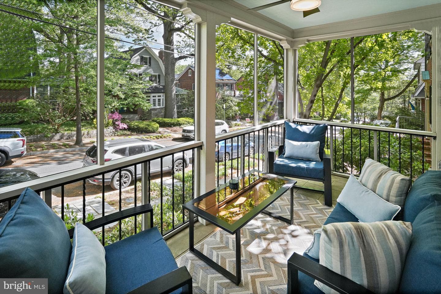 3638 Jocelyn Street NW photo 11