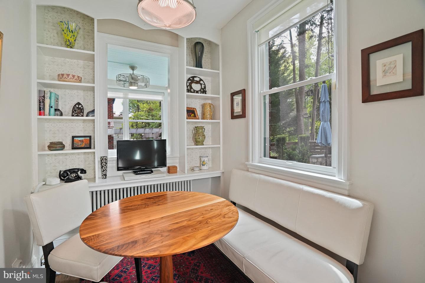 3638 Jocelyn Street NW photo 20