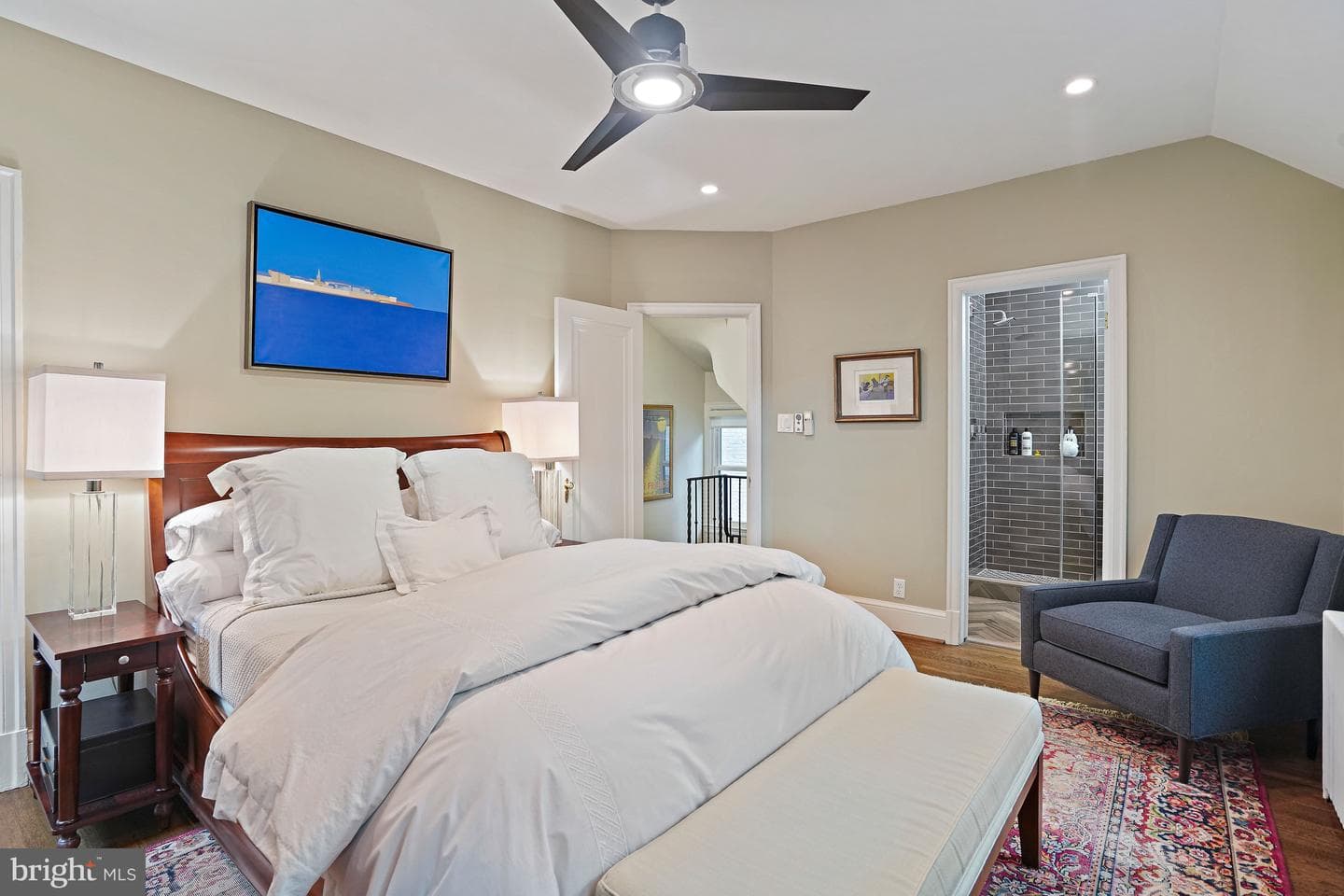 3638 Jocelyn Street NW photo 23
