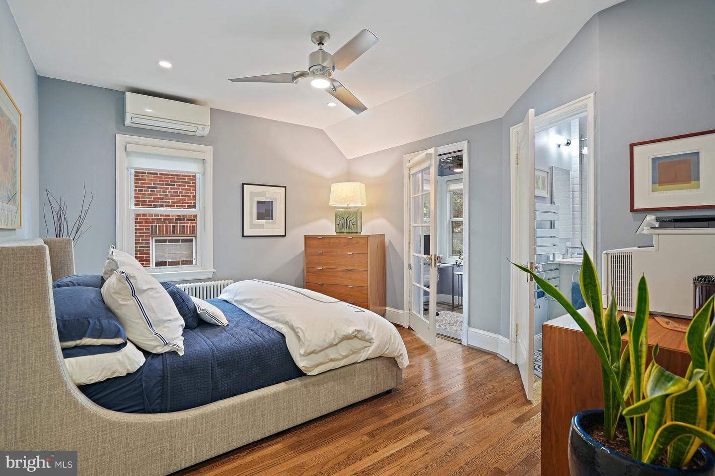 3638 Jocelyn Street NW photo 29