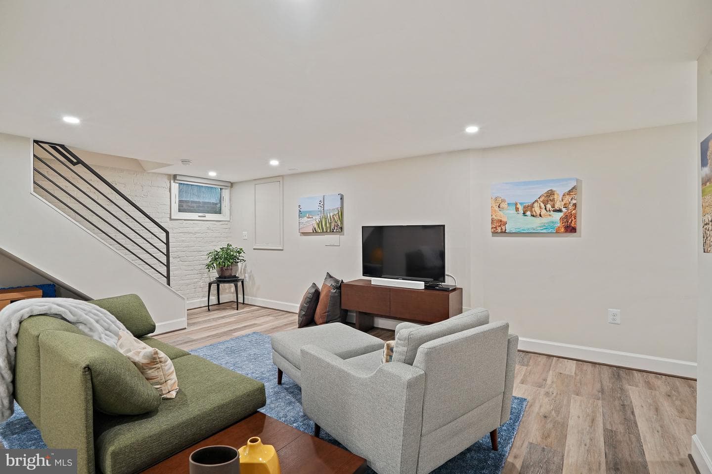 3638 Jocelyn Street NW photo 37