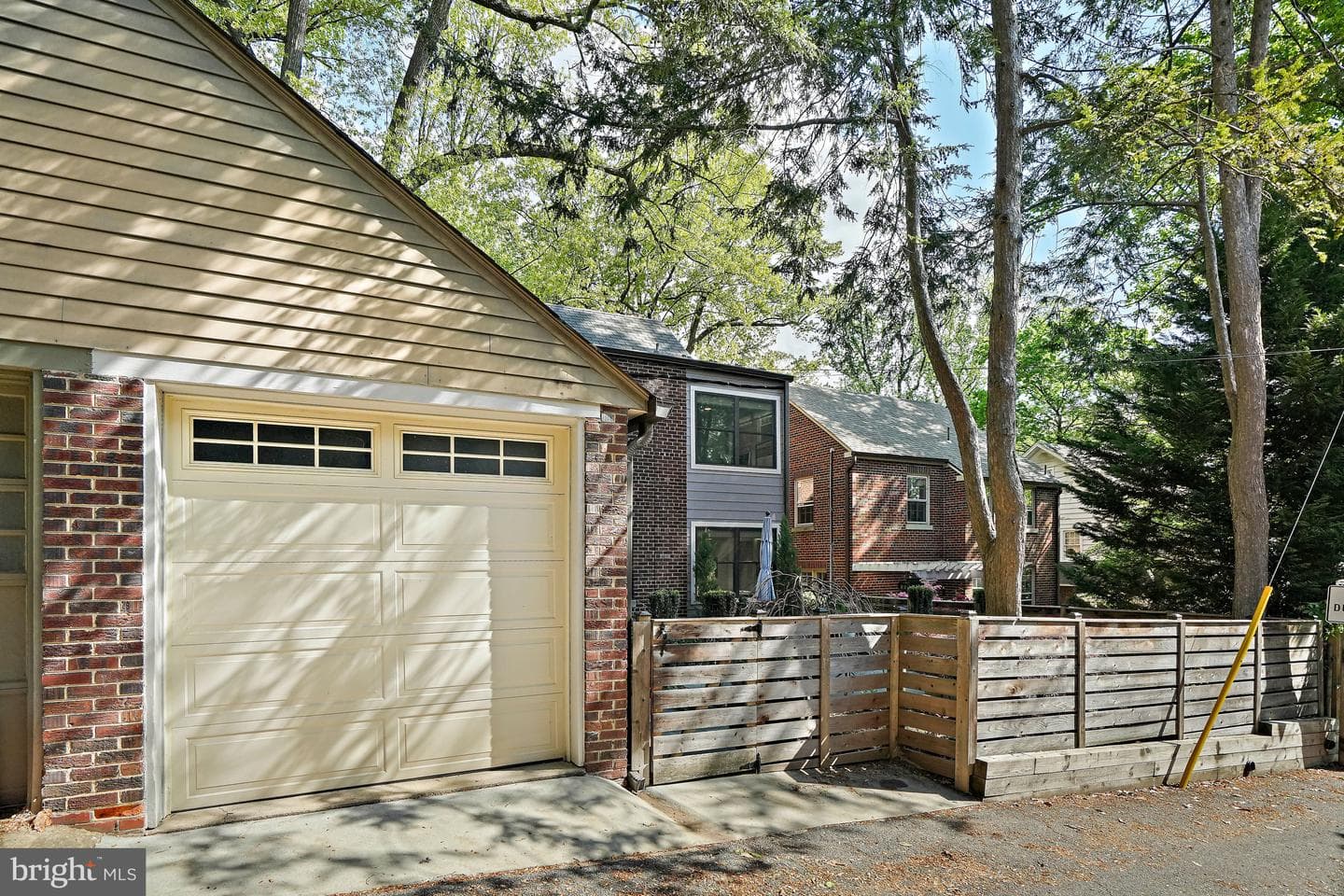 3638 Jocelyn Street NW photo 46