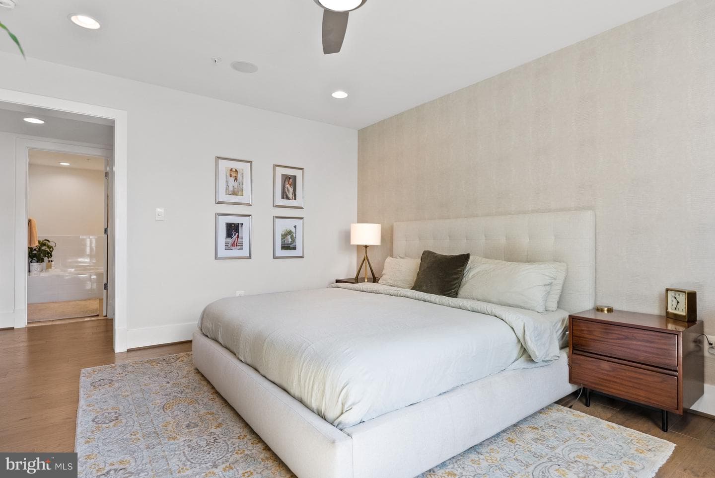 645 Maryland Avenue NE #201 photo 11