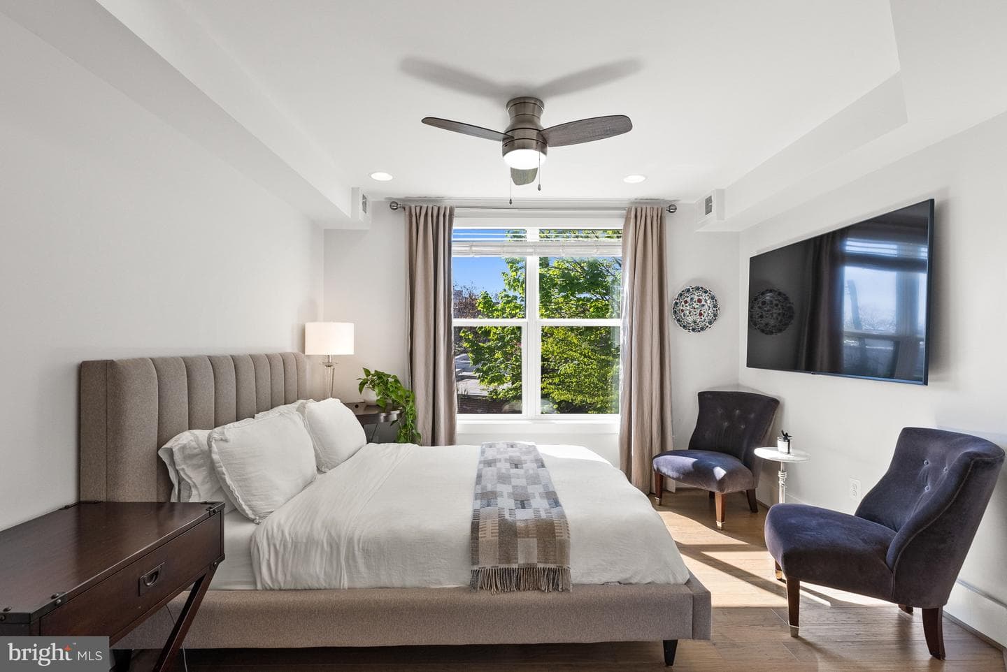 645 Maryland Avenue NE #201 photo 17