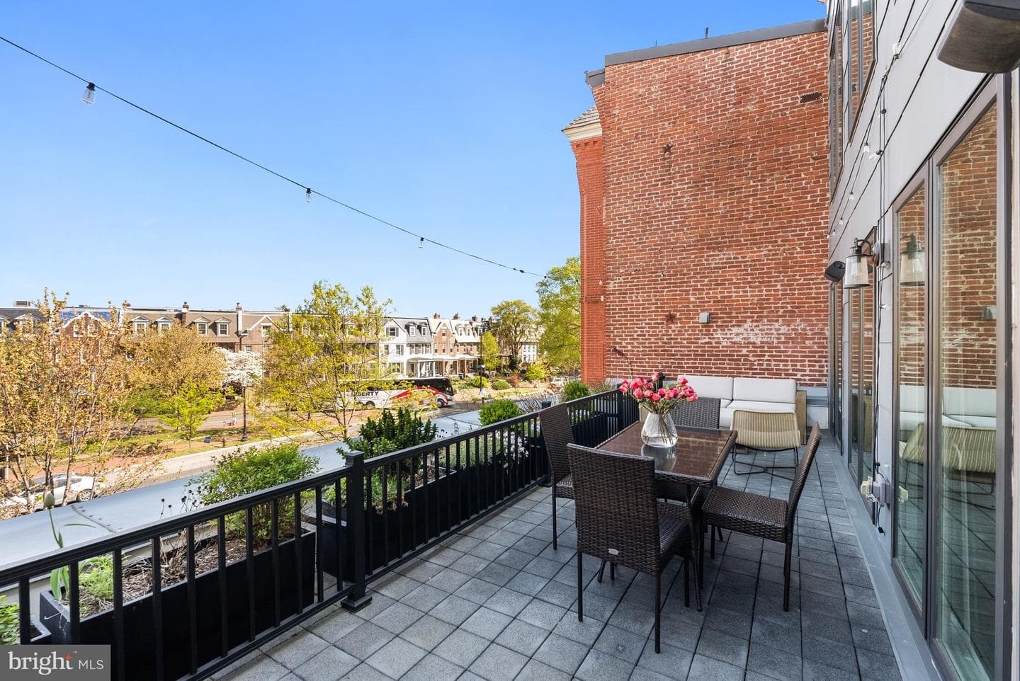645 Maryland Avenue NE #201 photo 3