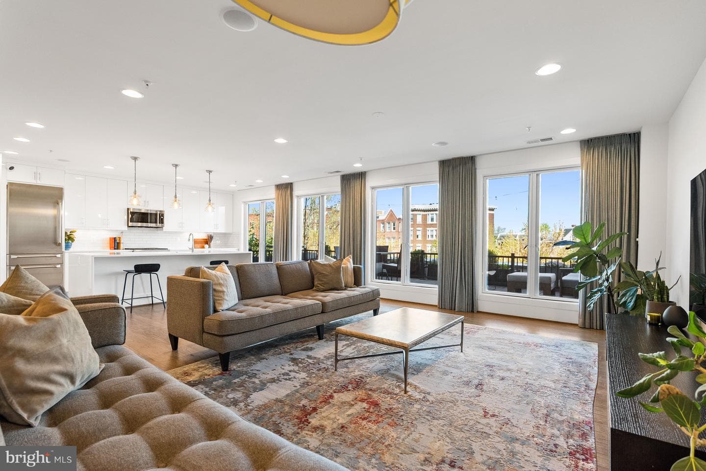 645 Maryland Avenue NE #201 photo 8