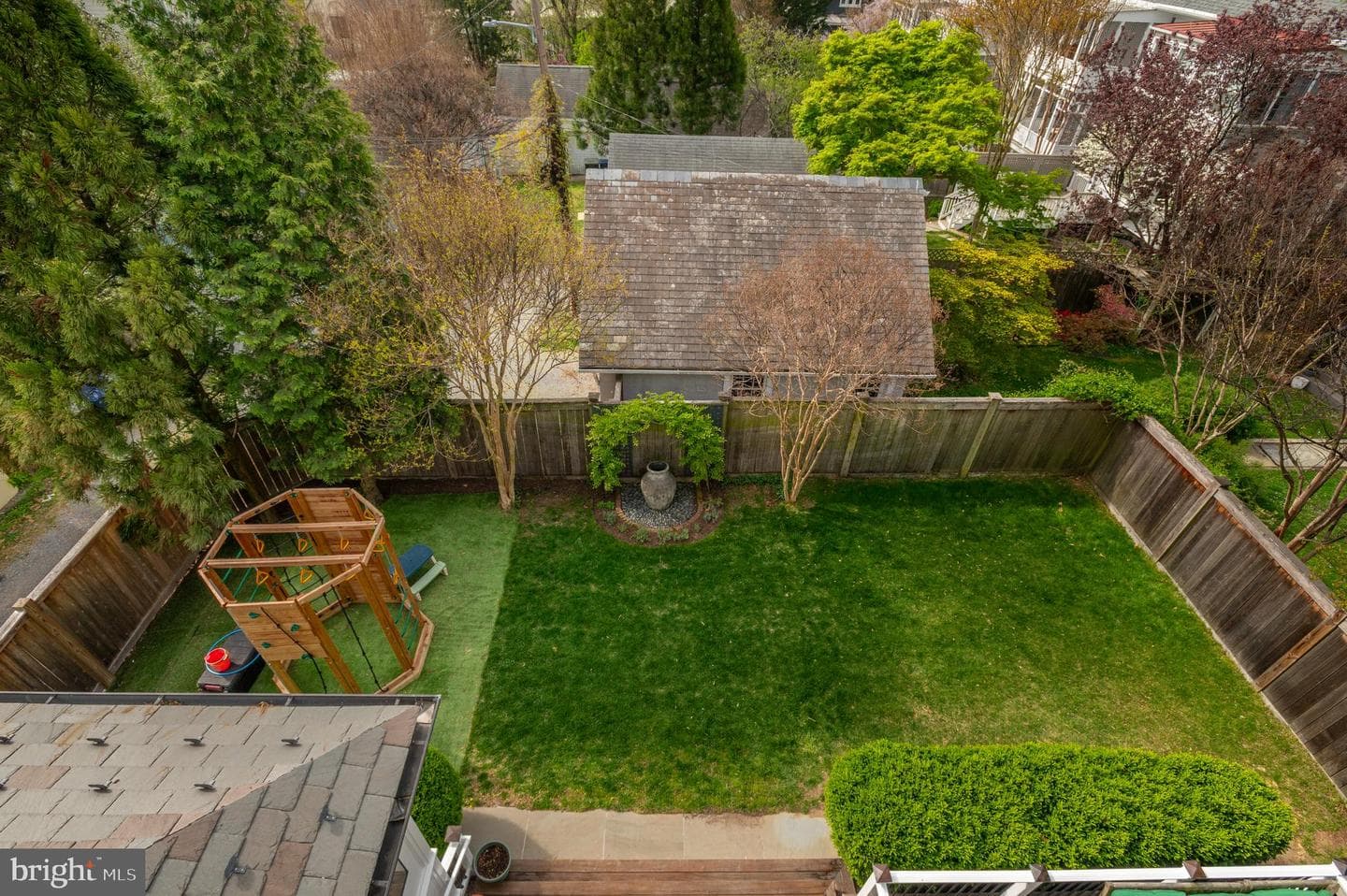 3312 Lowell Street NW photo 37